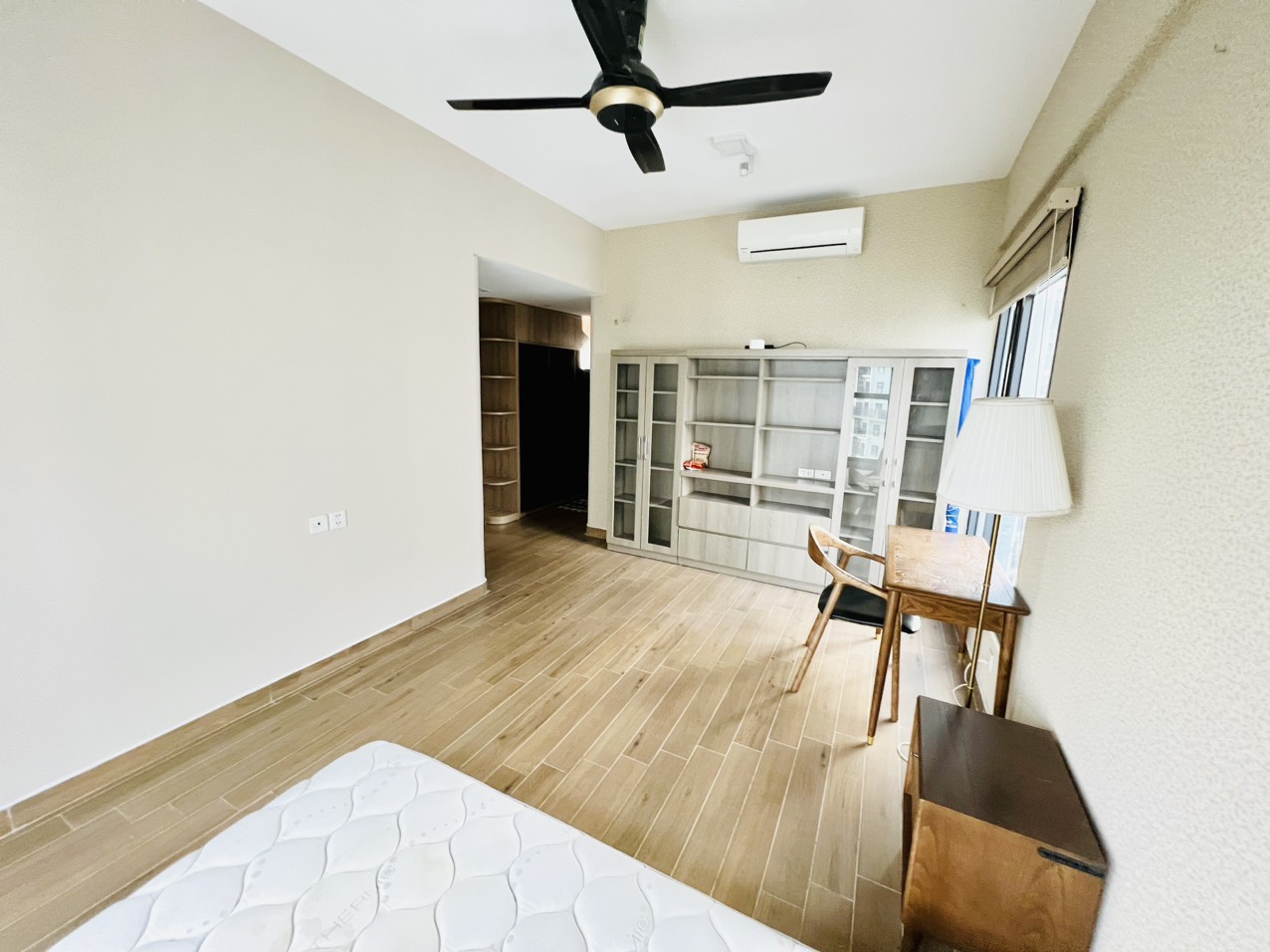158sqm apartment has golf view in Sky building aquabay 11