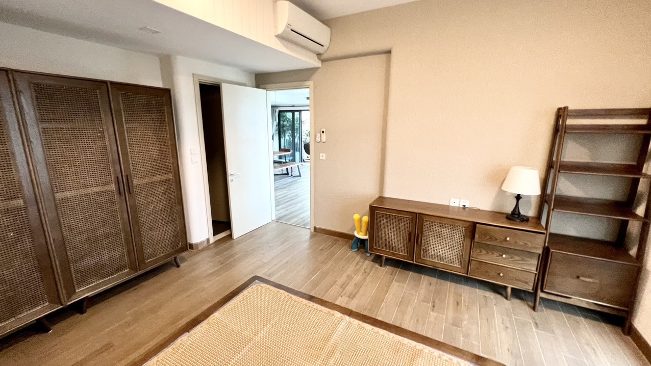 158sqm apartment has golf view in Sky building aquabay 13