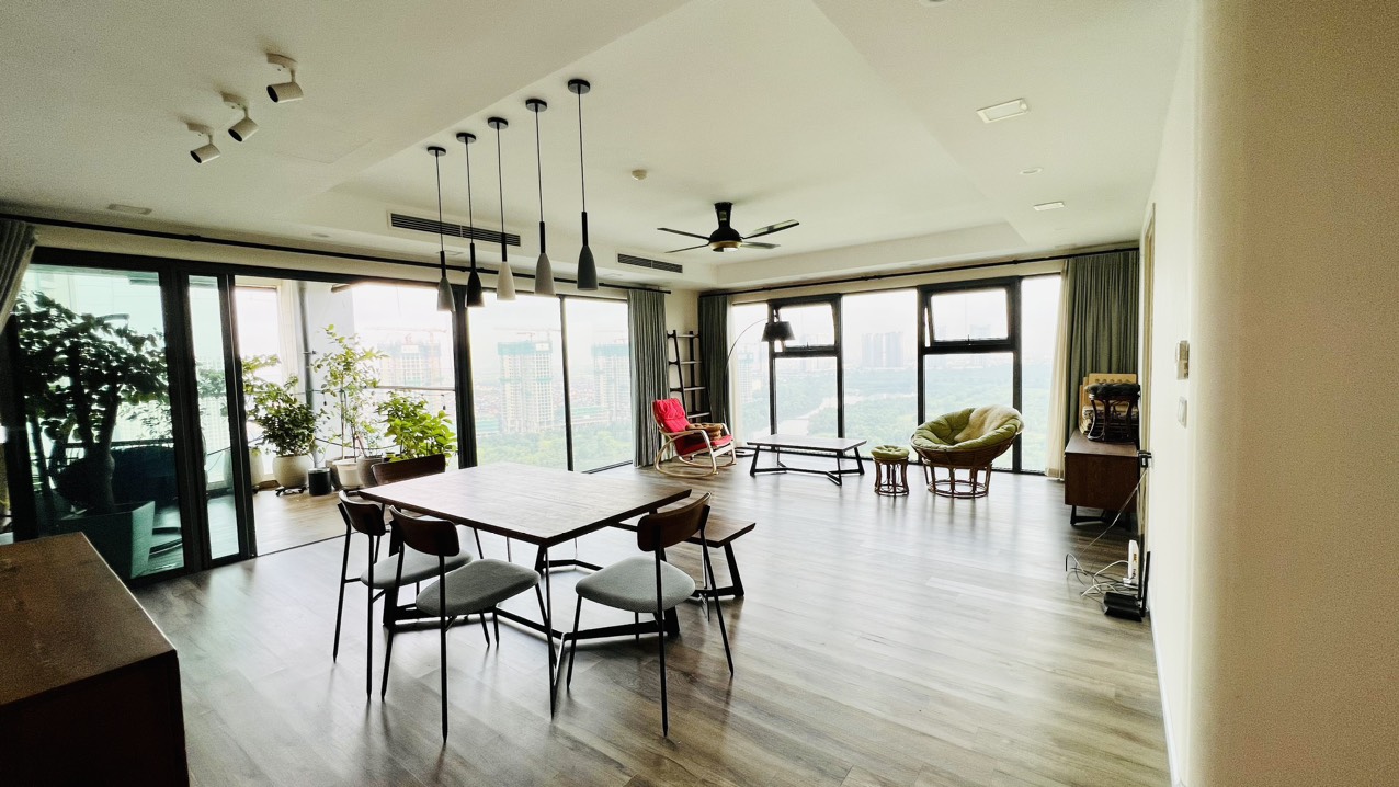 158sqm apartment has golf view in Sky building aquabay 2