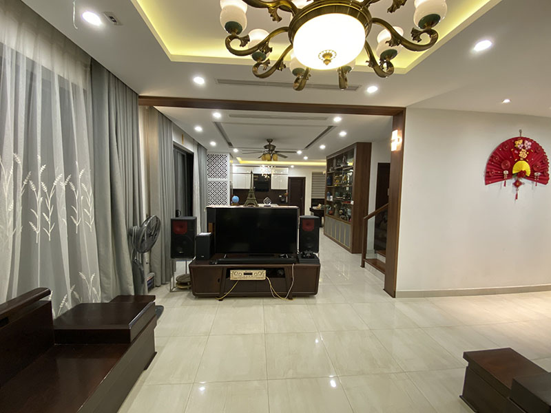 220sqm villa in Mimosa with 4 bedrooms , fully furnished 1