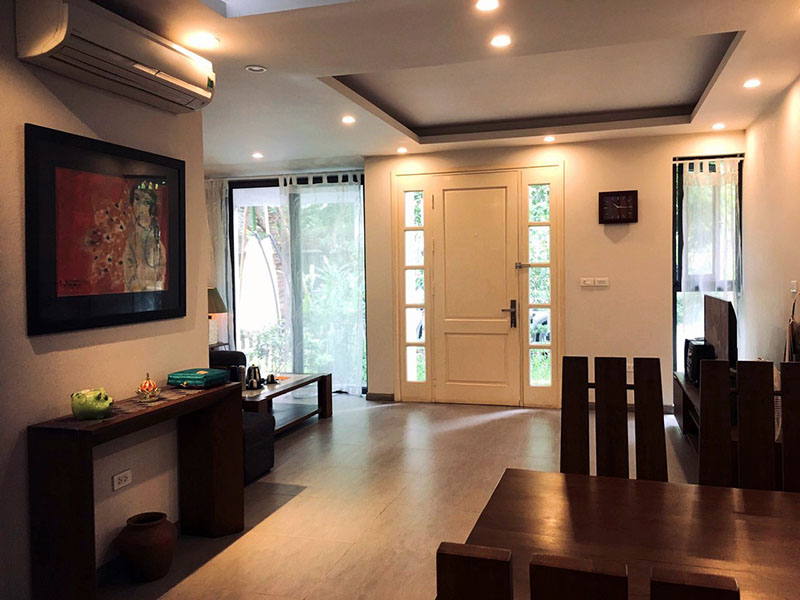 3 bedrooms fully furnished villa in Phase 1 , Vuon Tung 2