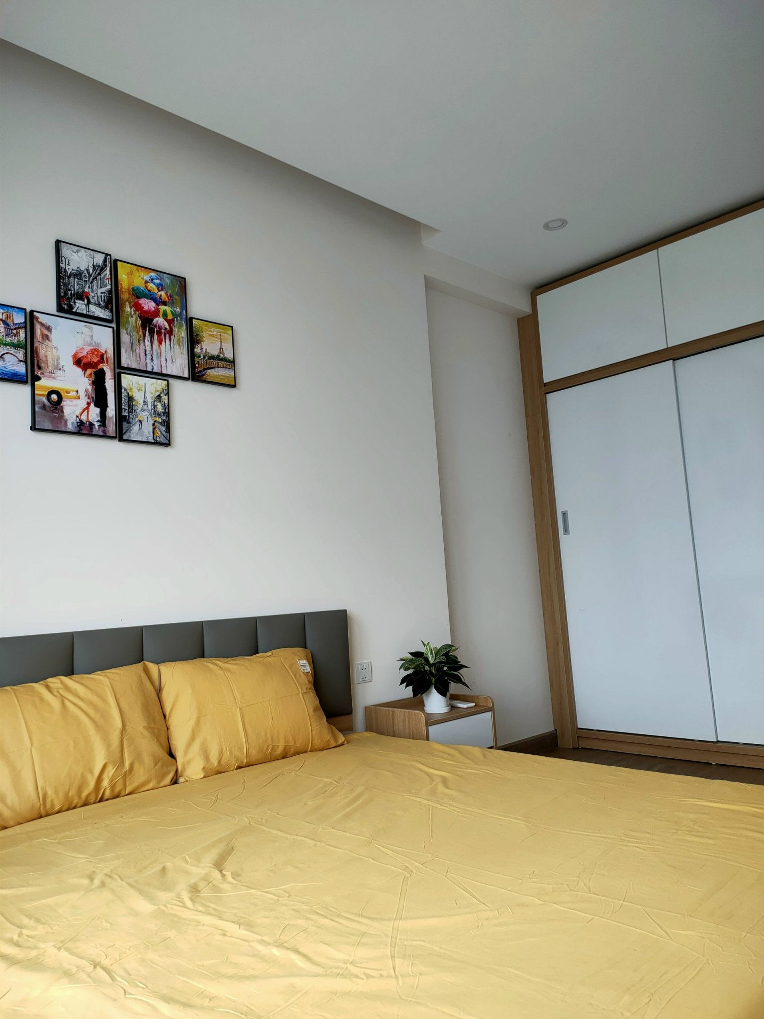 3 bedrooms furnished apartment in Sky oasis , S-premium tower 7