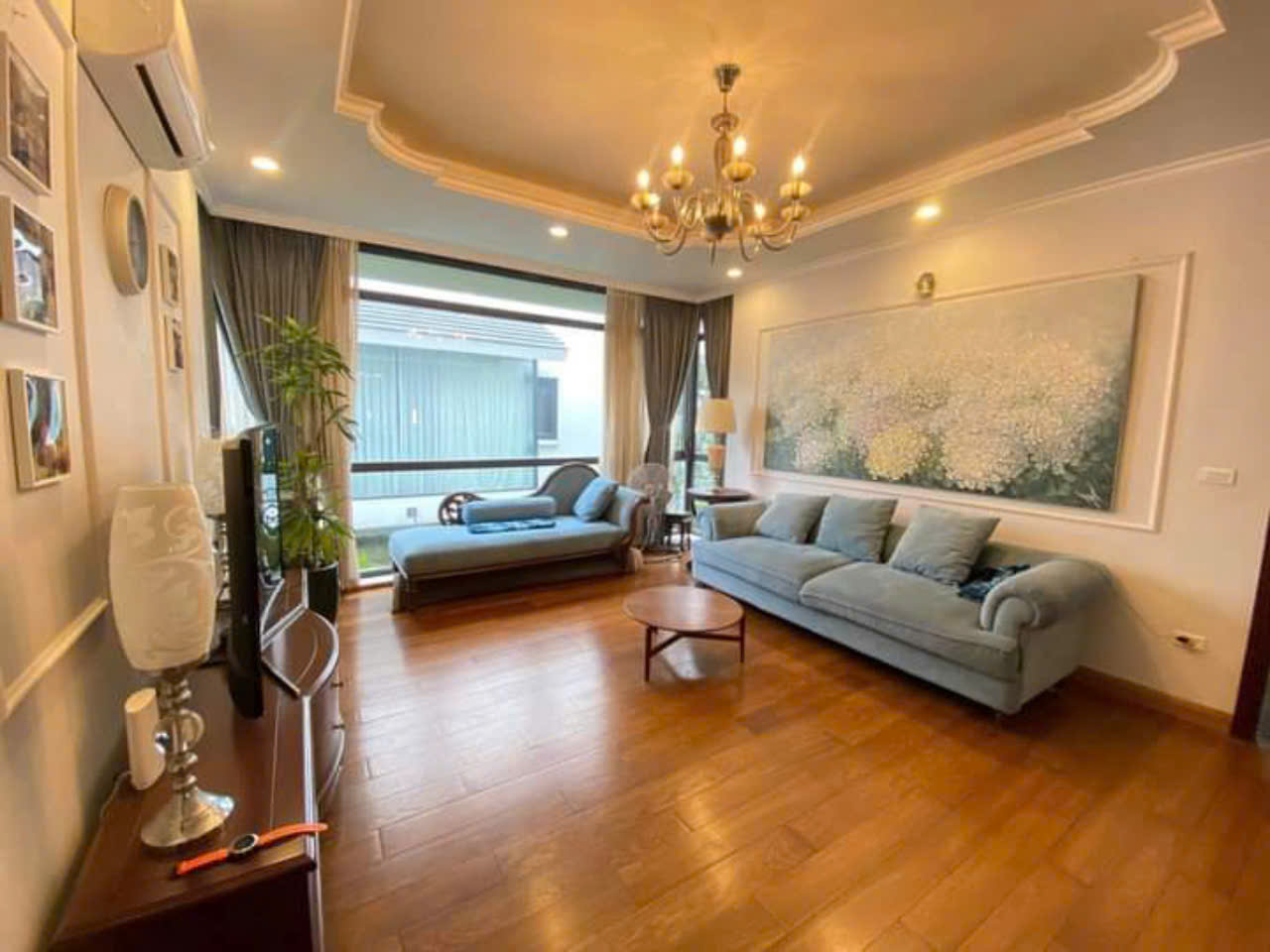3 bedrooms nice villa for rent in Ecopark near BUV school 6