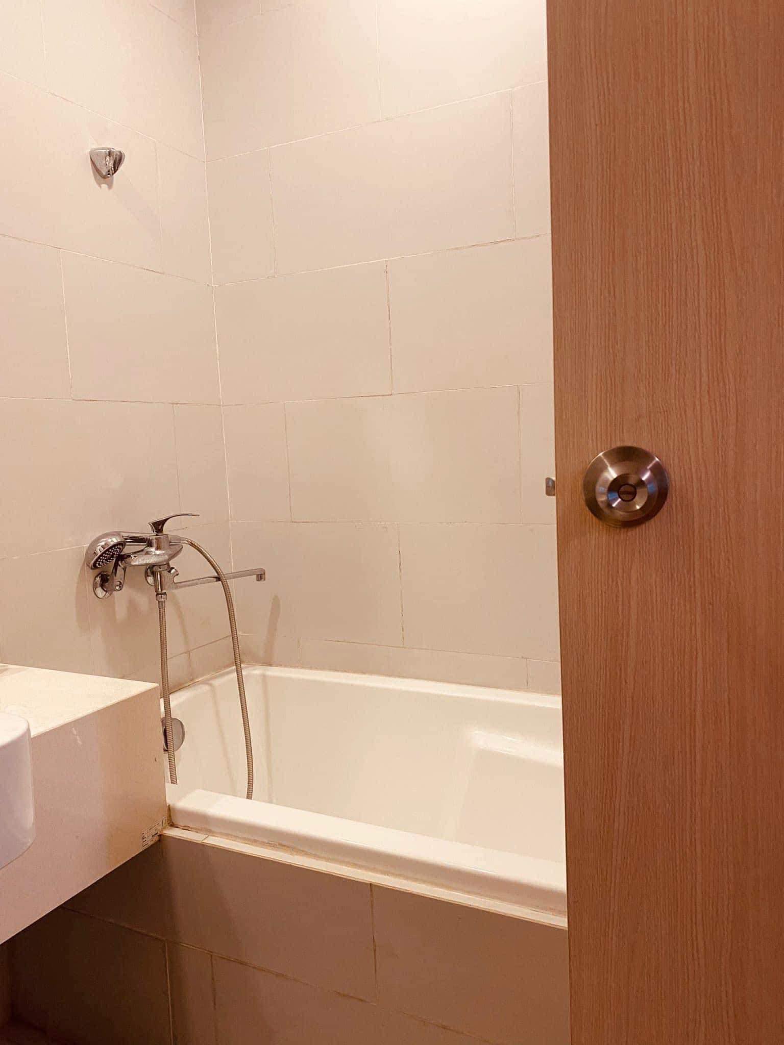 3 bedrooms rental apartment in D tower , Westbay 6