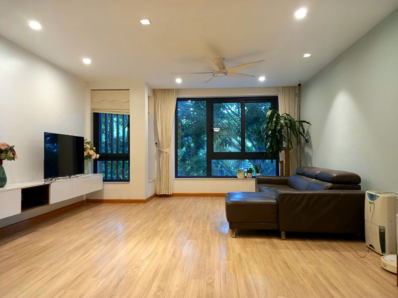 3 bedrooms shophouse in Thuy Nguyen with furnished 1