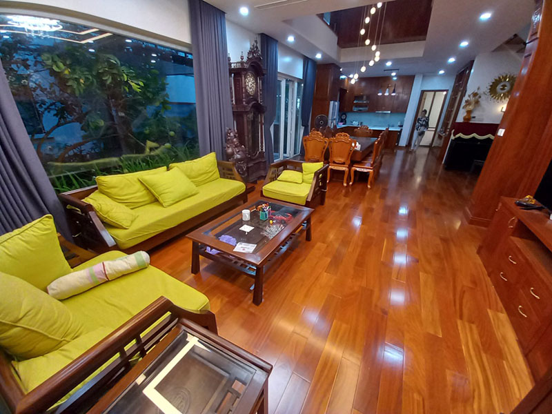 5 bedrooms fully furnished villa in Park viver 2