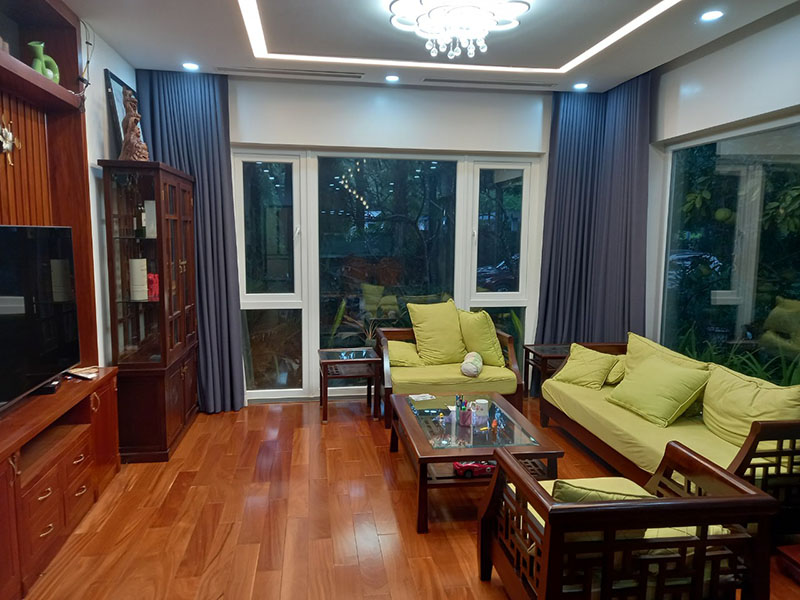 5 bedrooms fully furnished villa in Park viver 3