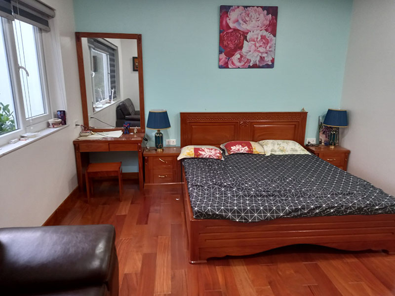 5 bedrooms fully furnished villa in Park viver 6