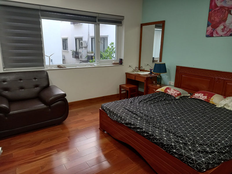 5 bedrooms fully furnished villa in Park viver 7