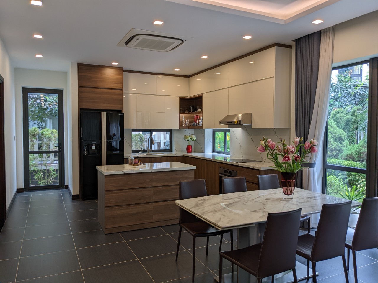 5 bedrooms villa in Parkriver near club house 2