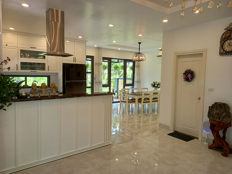 500sqm villa has large garden in Mimosa , 4 bedrooms 6