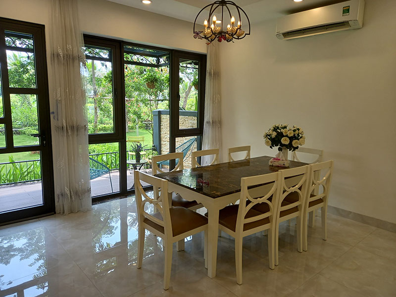 500sqm villa has large garden in Mimosa , 4 bedrooms 8