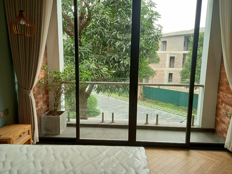 Brand new 4 bedrooms Island Villa for rent 6