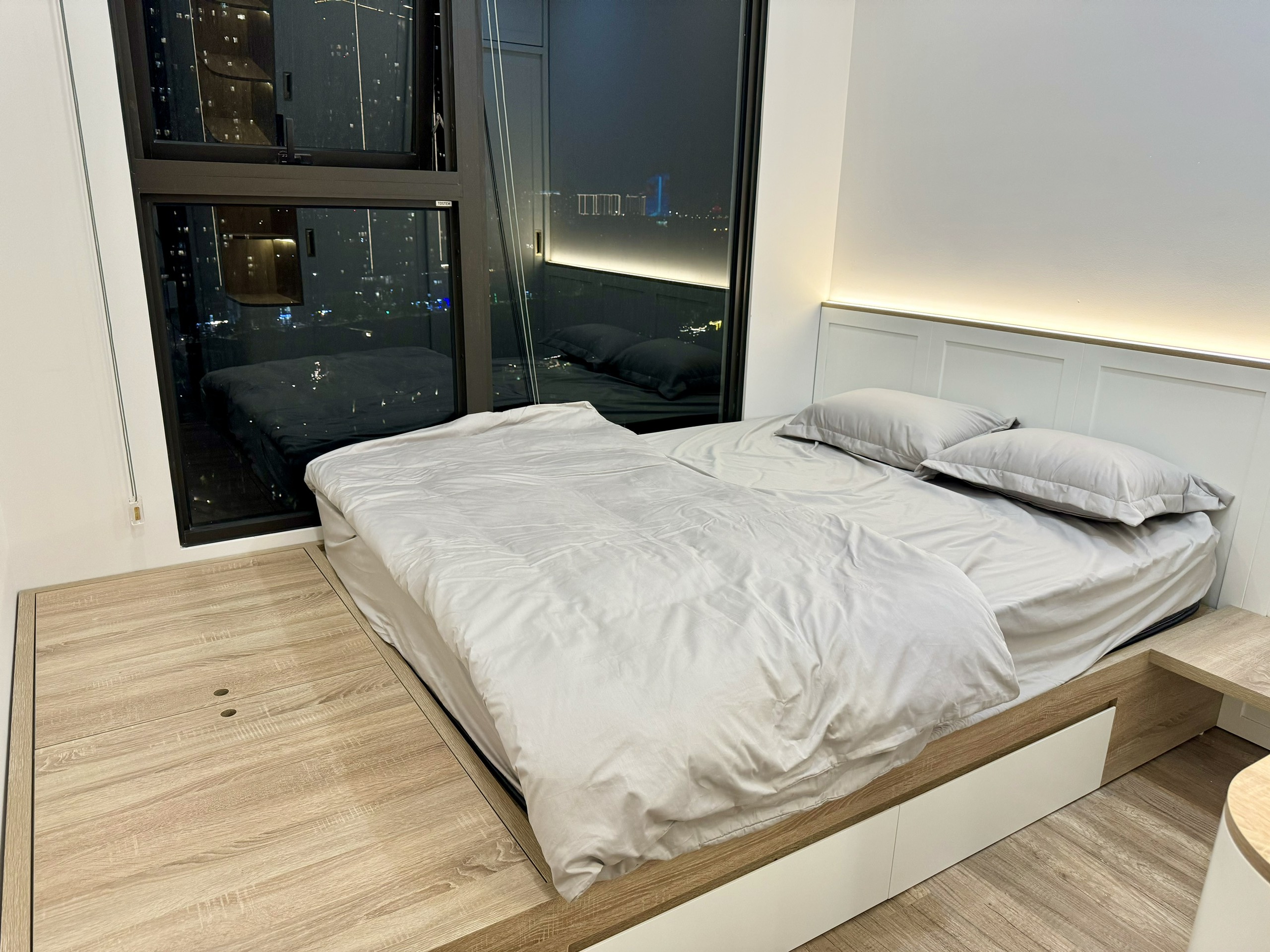 Brand new apartment in H2 building 3 bedrooms , fully furnished 9