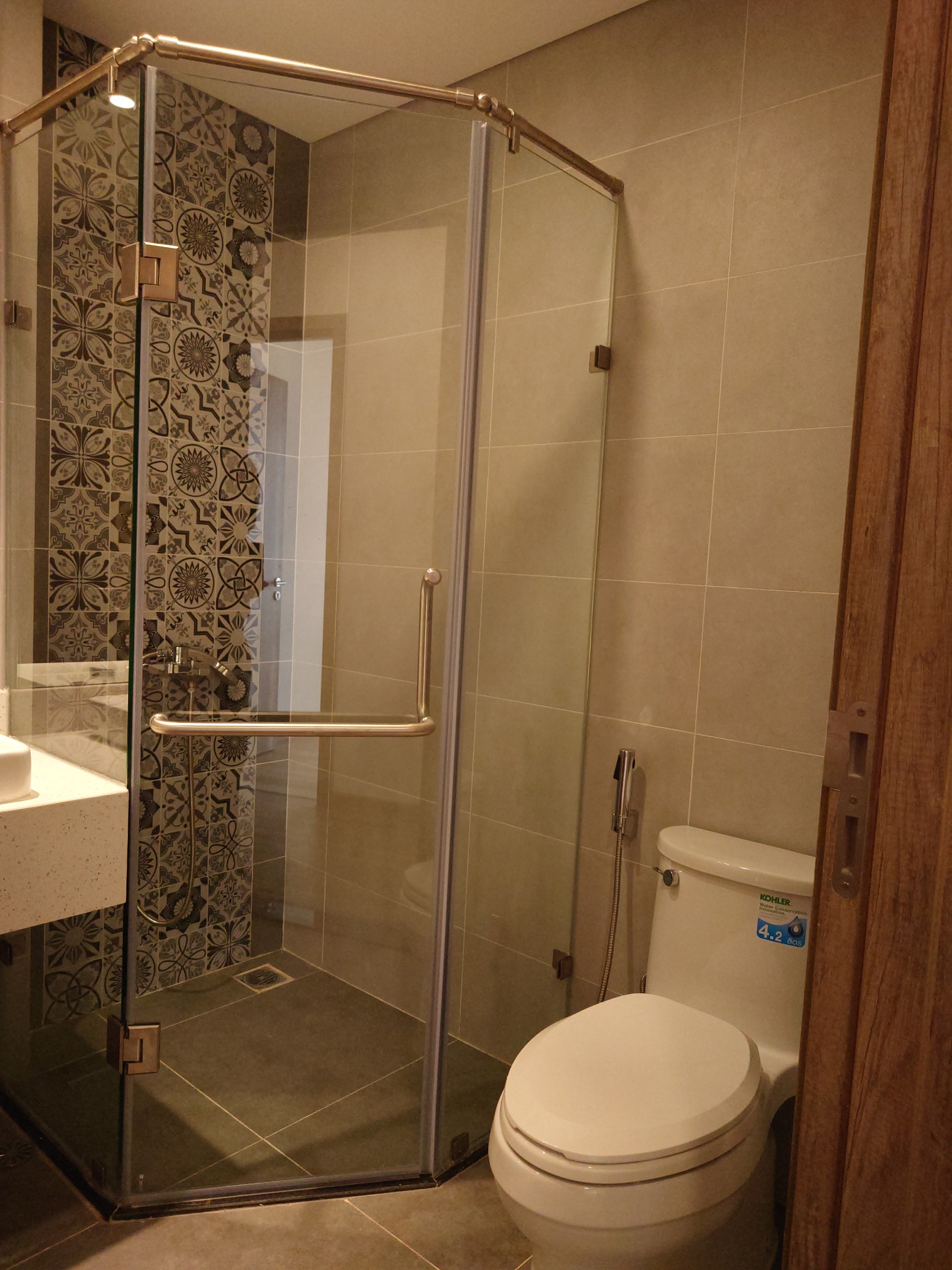 Brand new furnished 2 bedrooms apartment in SO2 building 11