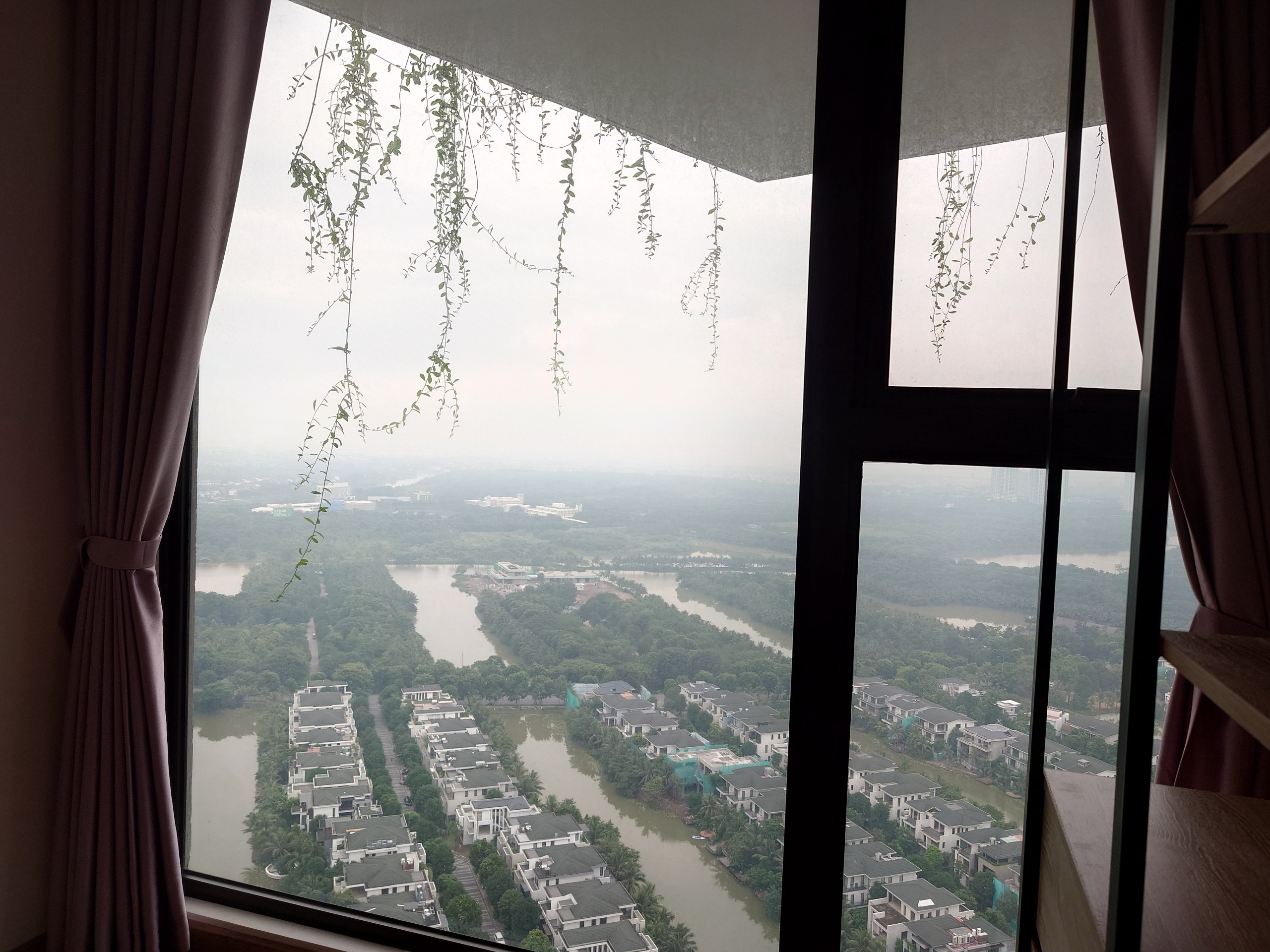 Brand new furnished 2 bedrooms apartment in SO2 building 7