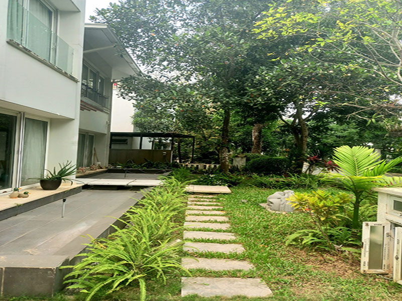 Corner villa in Vuon Mai with 4 bedrooms , Ecopark village 2