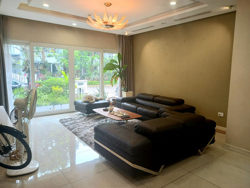 Corner villa in Vuon Mai with 4 bedrooms , Ecopark village 4