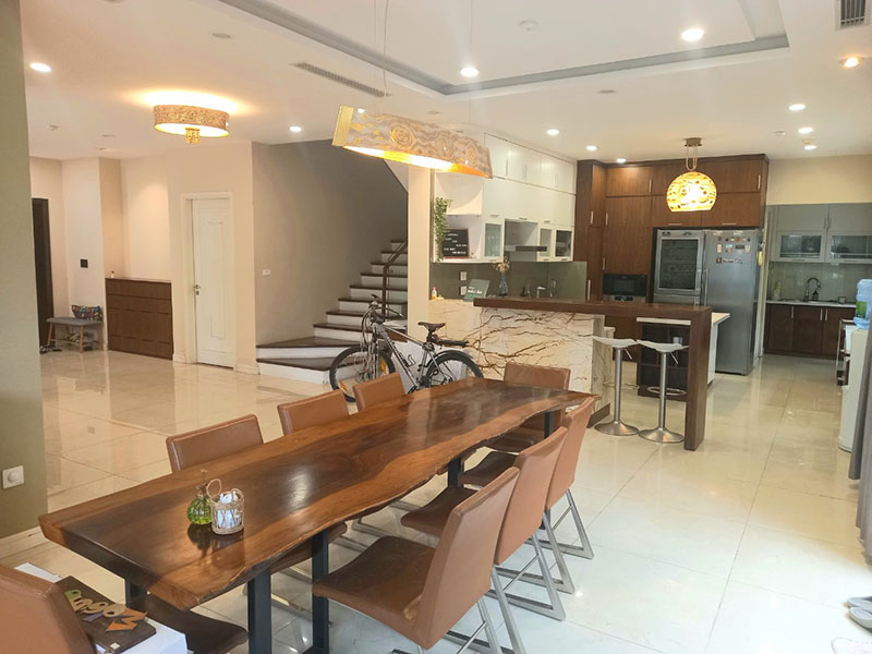 Corner villa in Vuon Mai with 4 bedrooms , Ecopark village 5