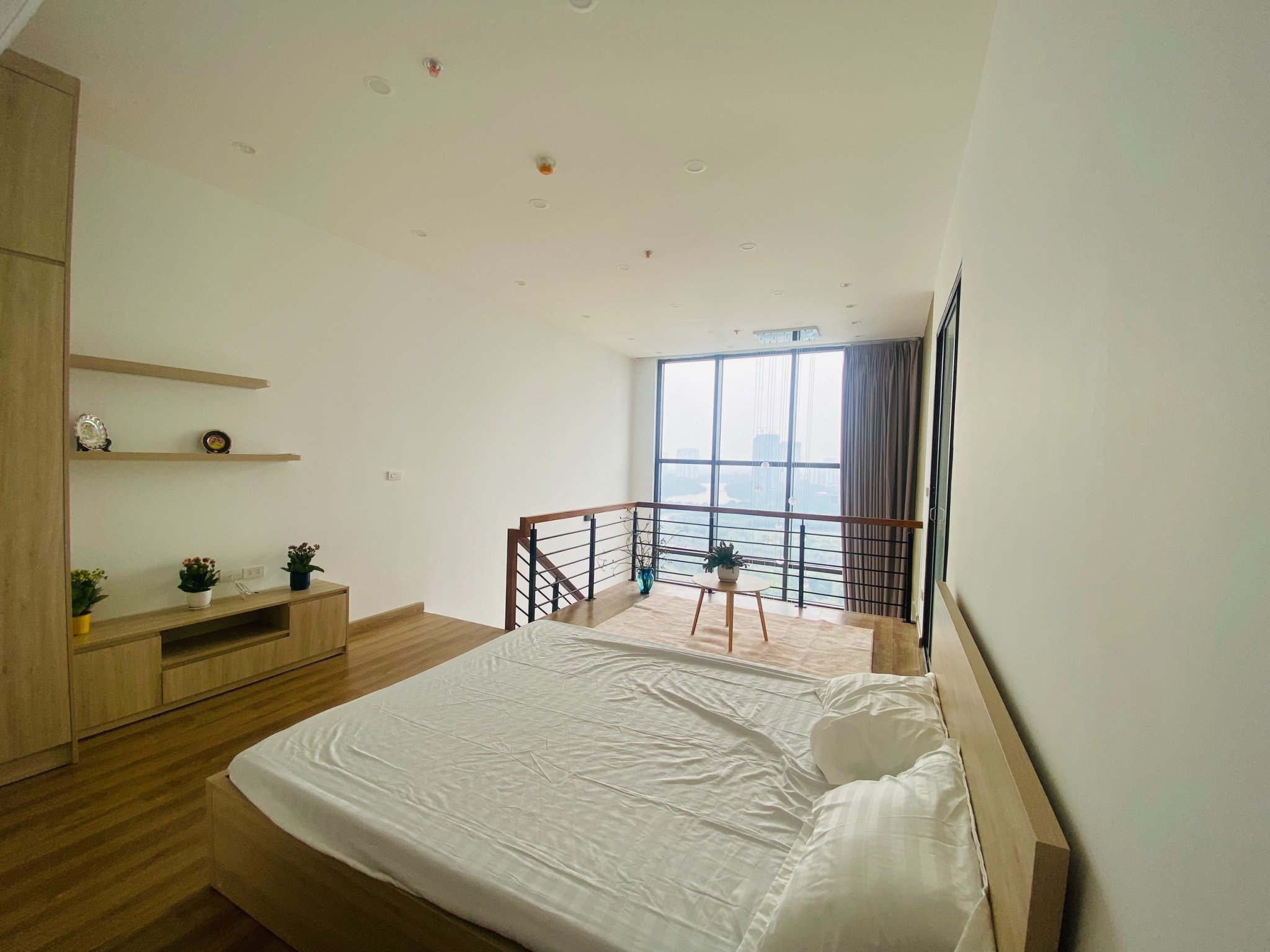 Duplex one bedroom sky oasis apartment 7