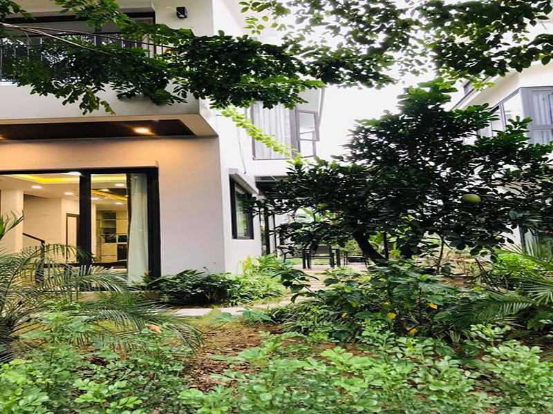 Garden villa with nice furniture in Park River 1
