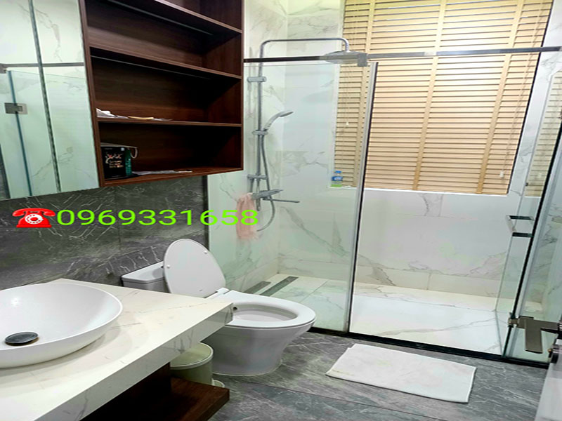 Island villa with 4 bedrooms in Ecopark 16