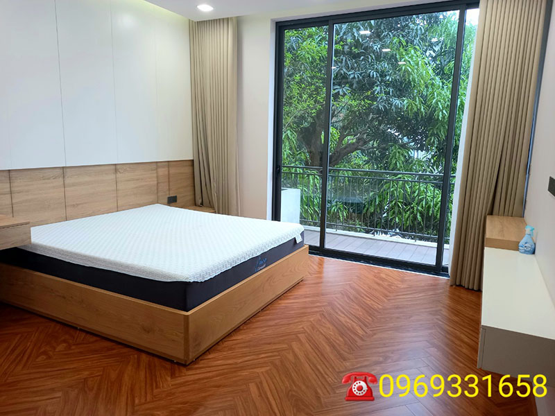 Island villa with 4 bedrooms in Ecopark 17