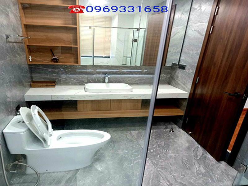 Island villa with 4 bedrooms in Ecopark 18