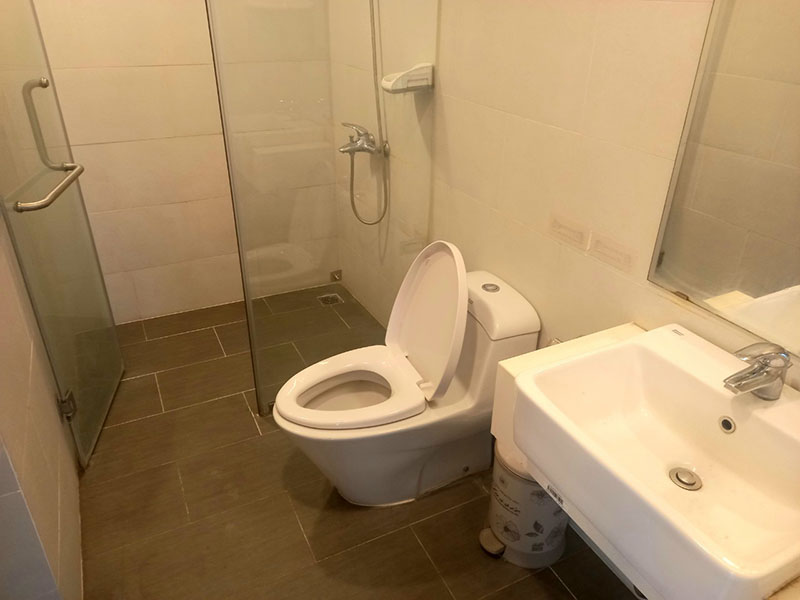 Lake view 3 bedrooms apartment in Lake 1 Tower 11