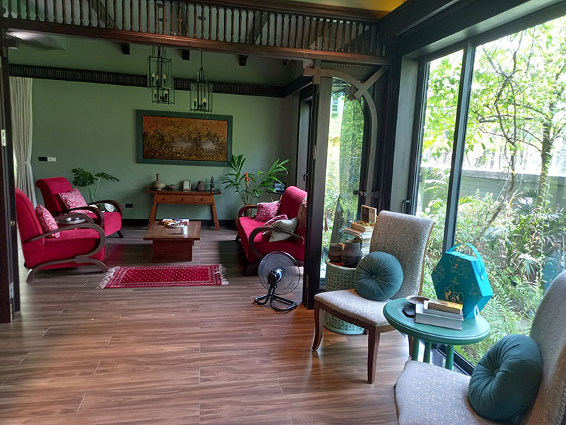 Large villa in Ecopark with 500sqm 4