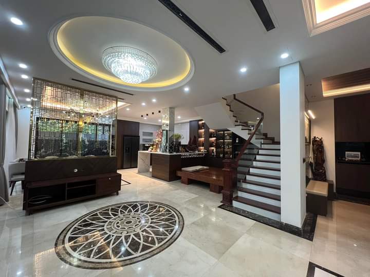 Modern 4 bedrooms villa in Mimosa valley 5