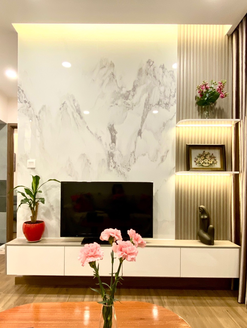 Modern apartment with 2 bedroom sky oasis 4