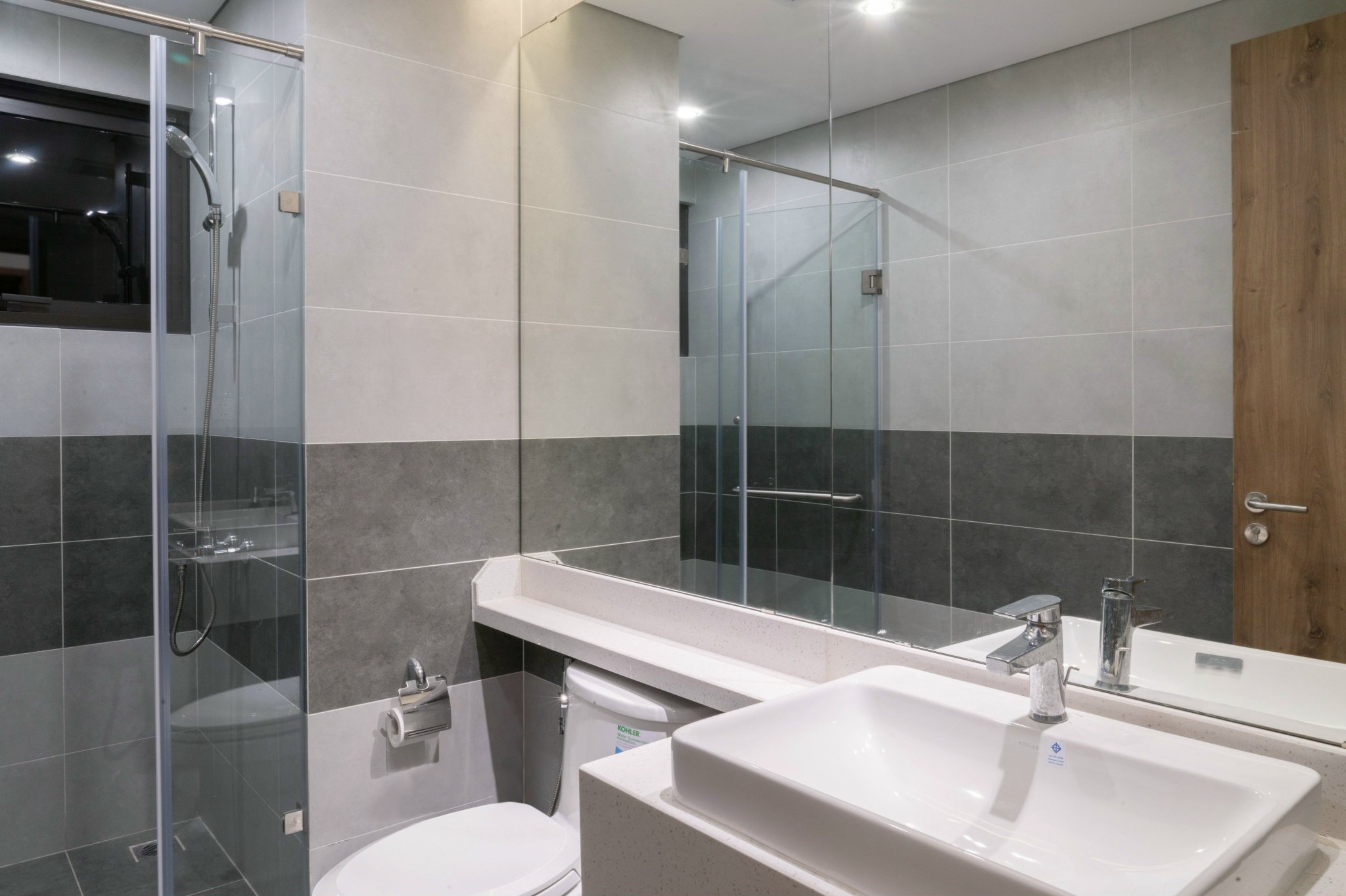 Modern style 3 bedrooms apartment in SP tower , Sky Oasis 10