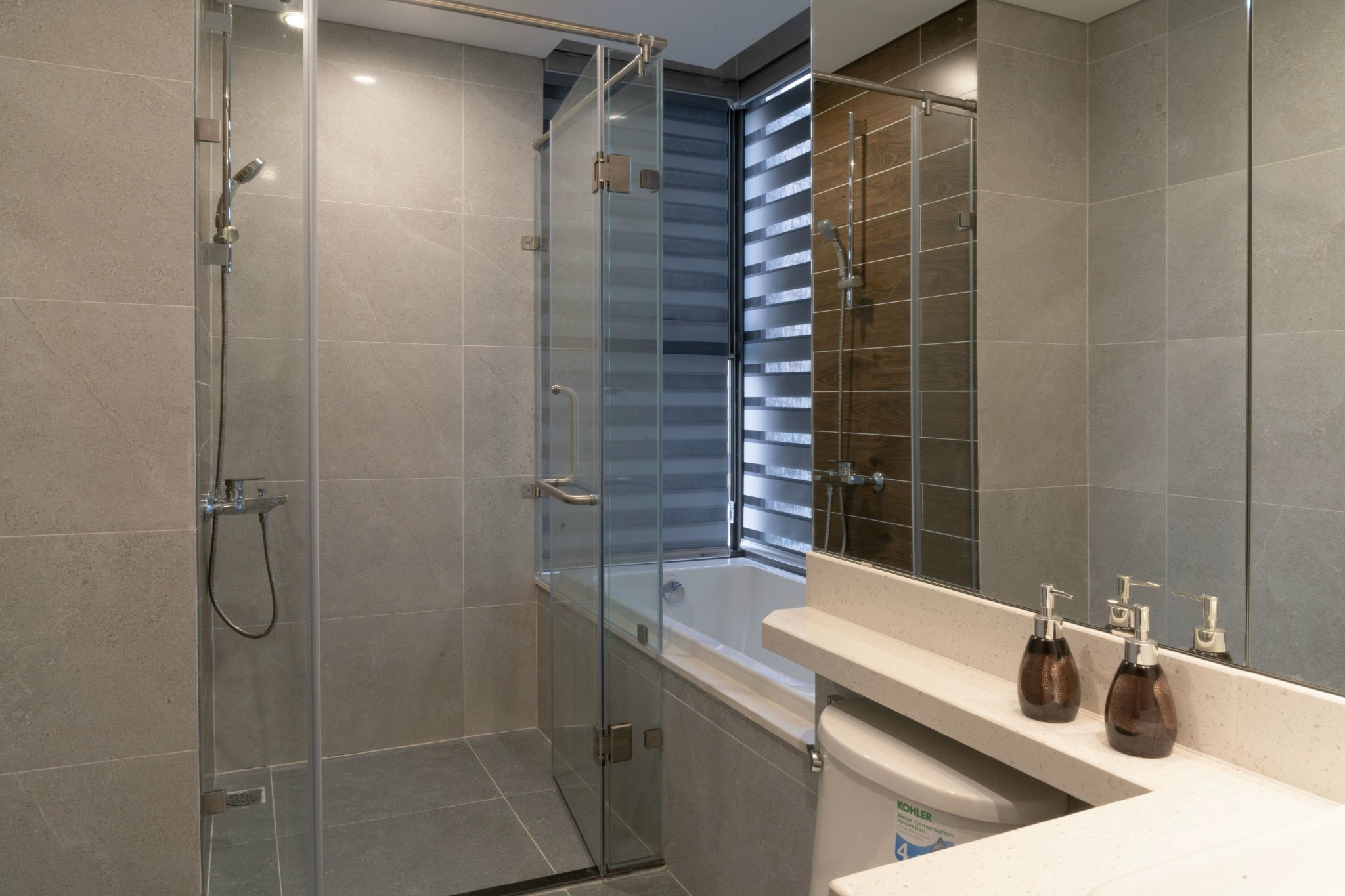 Modern style 3 bedrooms apartment in SP tower , Sky Oasis 14