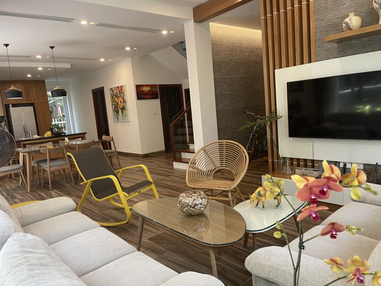 Modern villa in Ecopark , 4 bedrooms, fully furnished 5