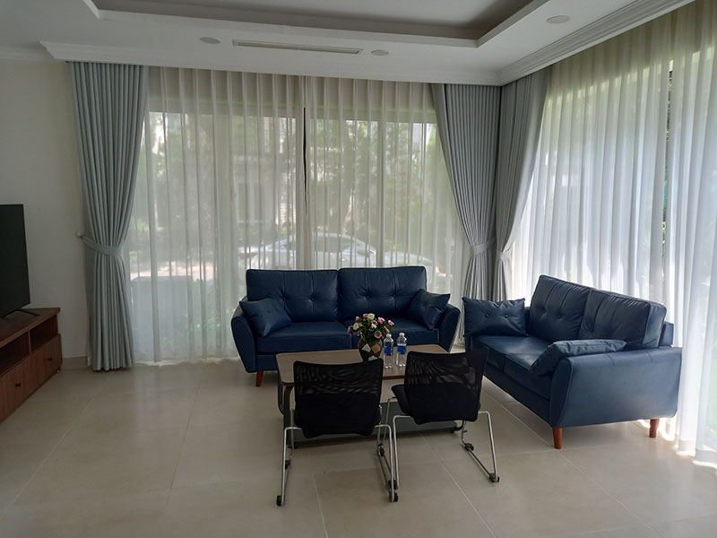 Newly renovated 4 bedrooms villa in Parkriver 1