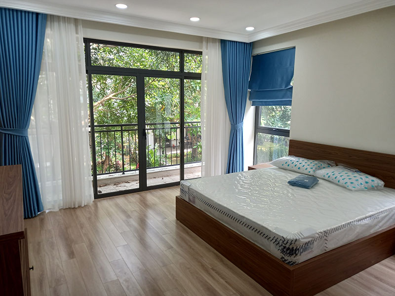 Newly renovated 4 bedrooms villa in Parkriver 7