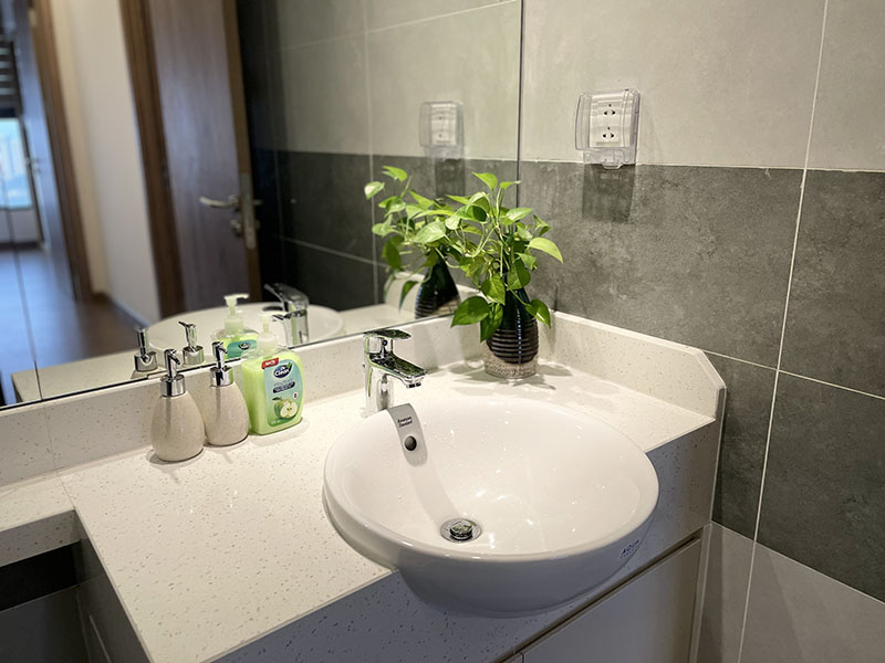 Nice view 2 bedrooms apartment in Sky Oasis 10