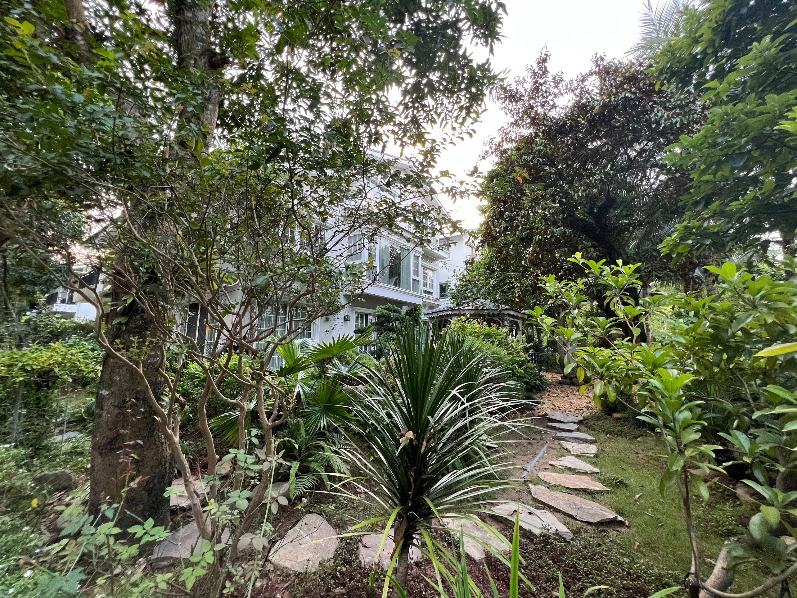 Parkriver villa with big garden , 5 bedrooms 1
