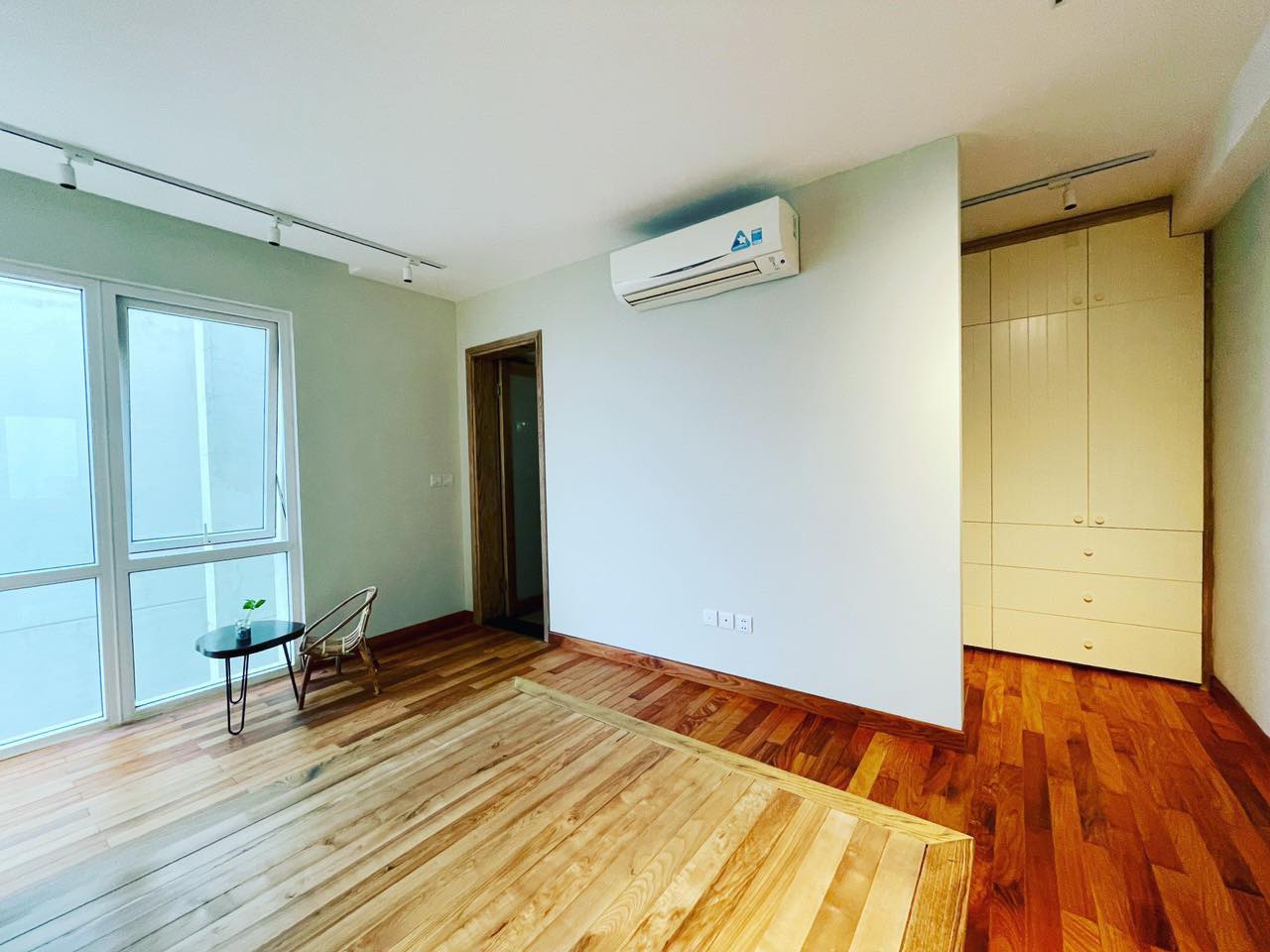 Penthouse in Rung Co with 3 bedrooms for rent 11