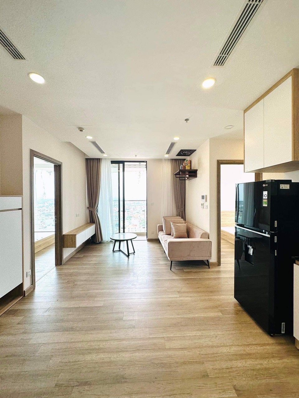 3 bedrooms nice apartment in S02 building