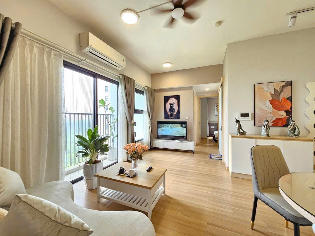 Good price apartment in Park 1 building 2 bedrooms nice furnished