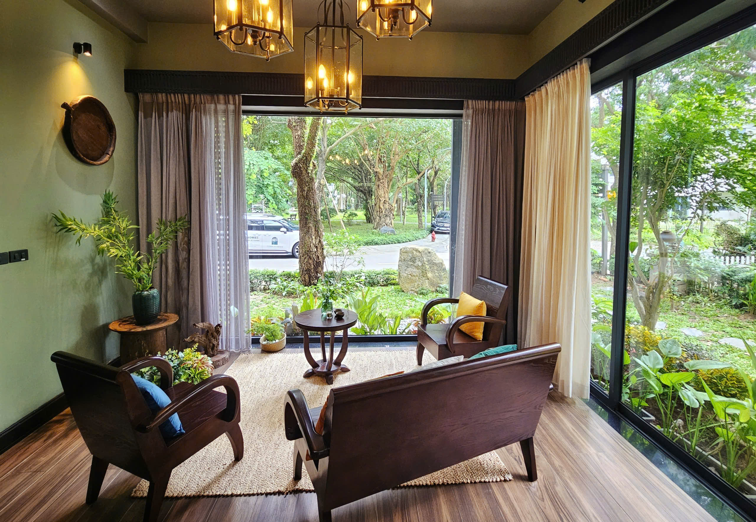 Green vila with 3 bedrooms for rent in Mimosa