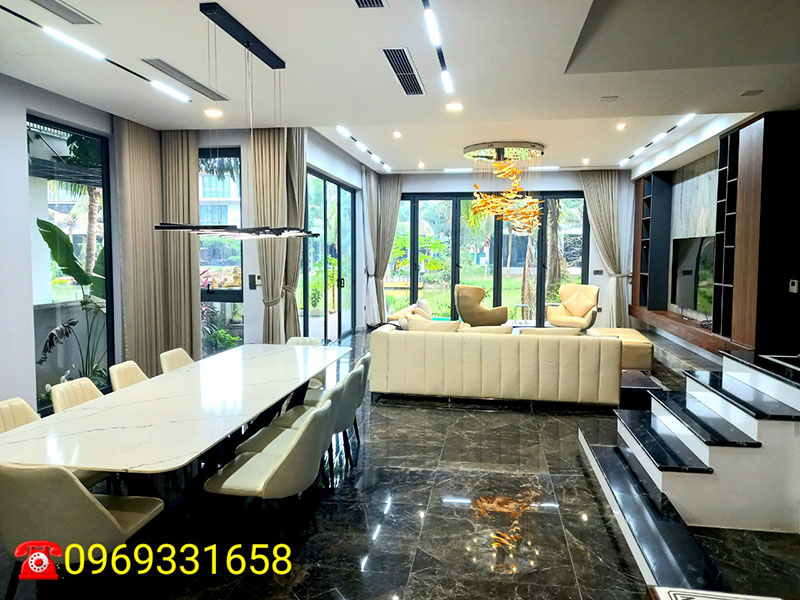 Island villa with 4 bedrooms in Ecopark
