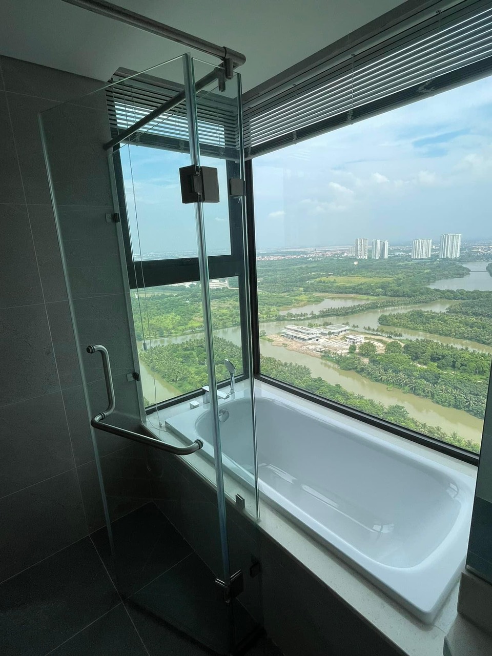 Quality 3 bedrooms apartment in S3 building 6