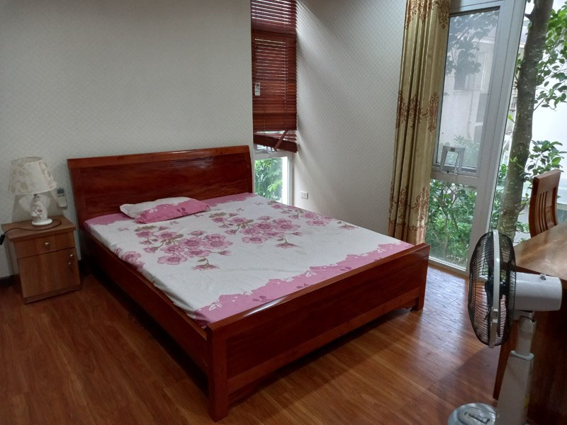 Reason price 3 bedrooms villa in Vuon Tung 10