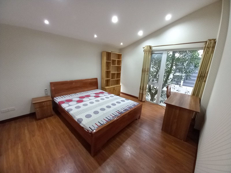 Reason price 3 bedrooms villa in Vuon Tung 6