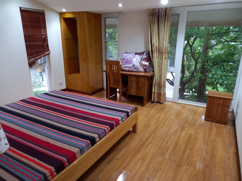Reason price 3 bedrooms villa in Vuon Tung 9