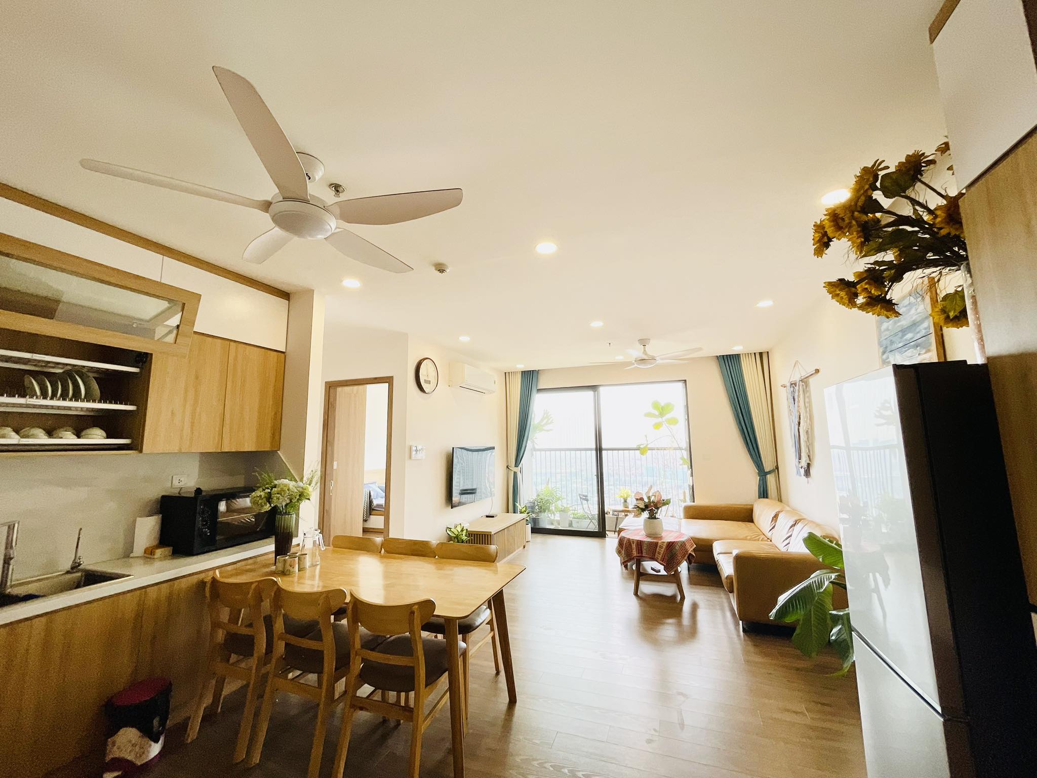 S2 sky oasis 3 bedrooms , quality furnished 1