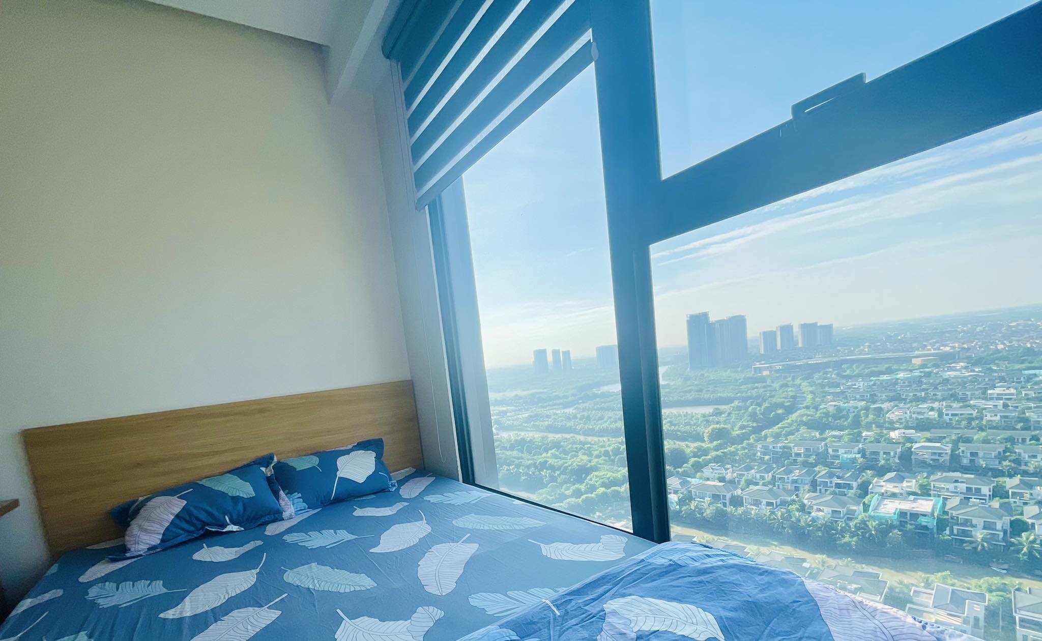 S2 sky oasis 3 bedrooms , quality furnished 11